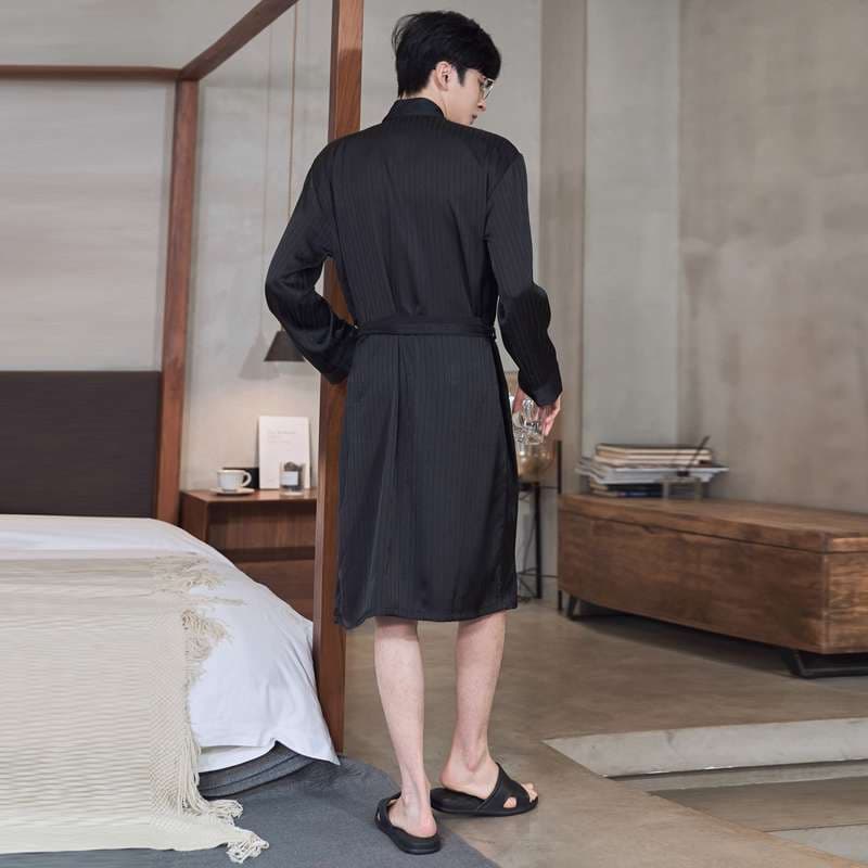 メンズパジャマ 極上シルク紳士用ナイトウェア