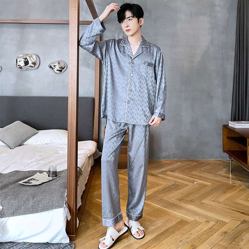 メンズパジャマ 至福の眠りをもたらすシルク寝間着